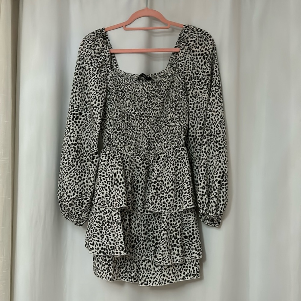 SHEIN BLACK AND WHITE PRINT ROMPER 🖤🤍SIZE L